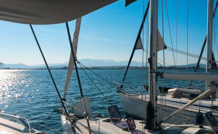 Vacanță pe yacht în Insulele Ionice - Curs de yachting - Miles Building