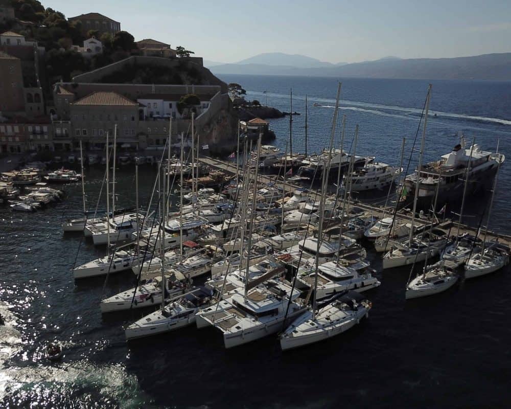 Scoala de Yachting - Poros - Saronic Islands by Sail United - Catamaran Training