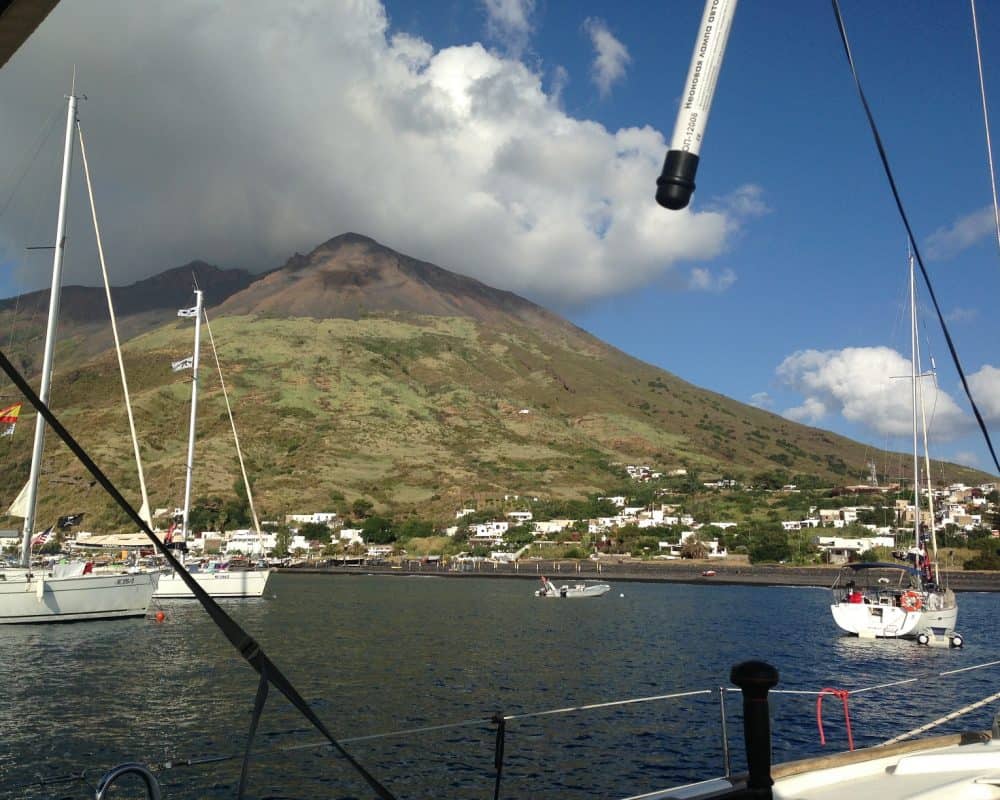 Sail United - Vacanta pe yacht - Stromboli - vacanță pe mare în Sicilia